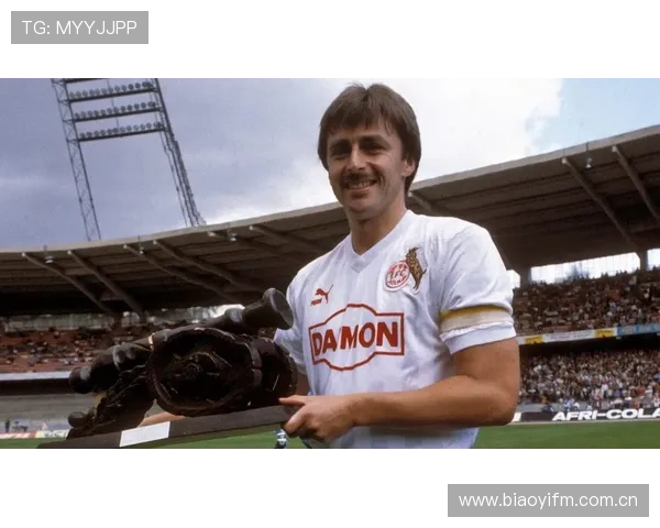 德甲球员转会盘点：近期转会动态与阵容调整趋势