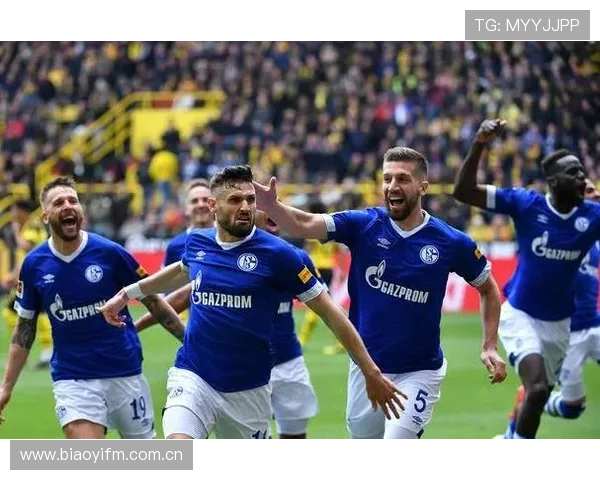 多特蒙德中场一盘散沙，节奏越踢越乱，问题到底出在哪？